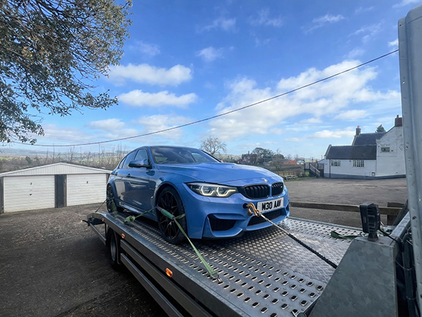 ATM Recovery provides professional vehicle recovery