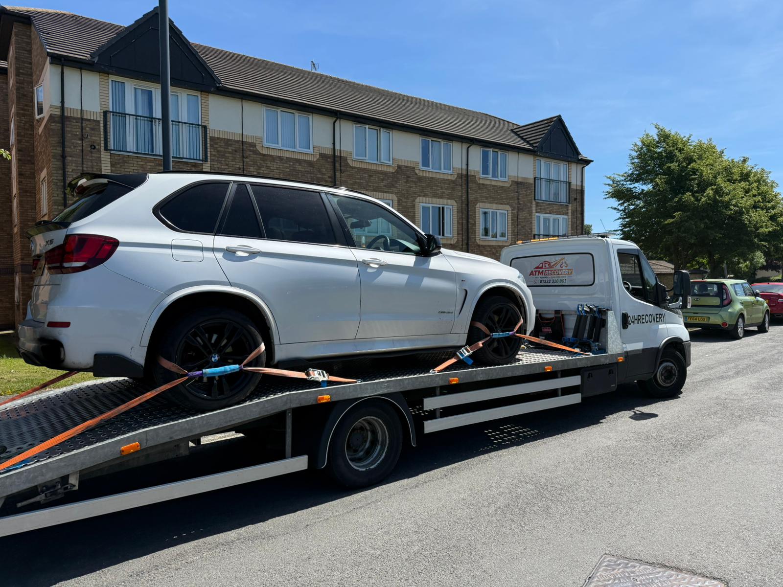 ATM Recovery provides professional vehicle recovery